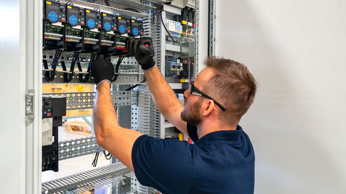Electrician in Haney
