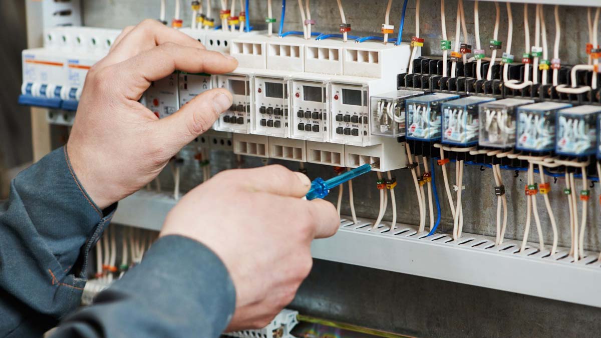 Commercial Electrician in New Westminster BC
